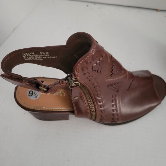 BROWN OPEN TOE ,OPEN BACK SHOES - Picture 2 of 3